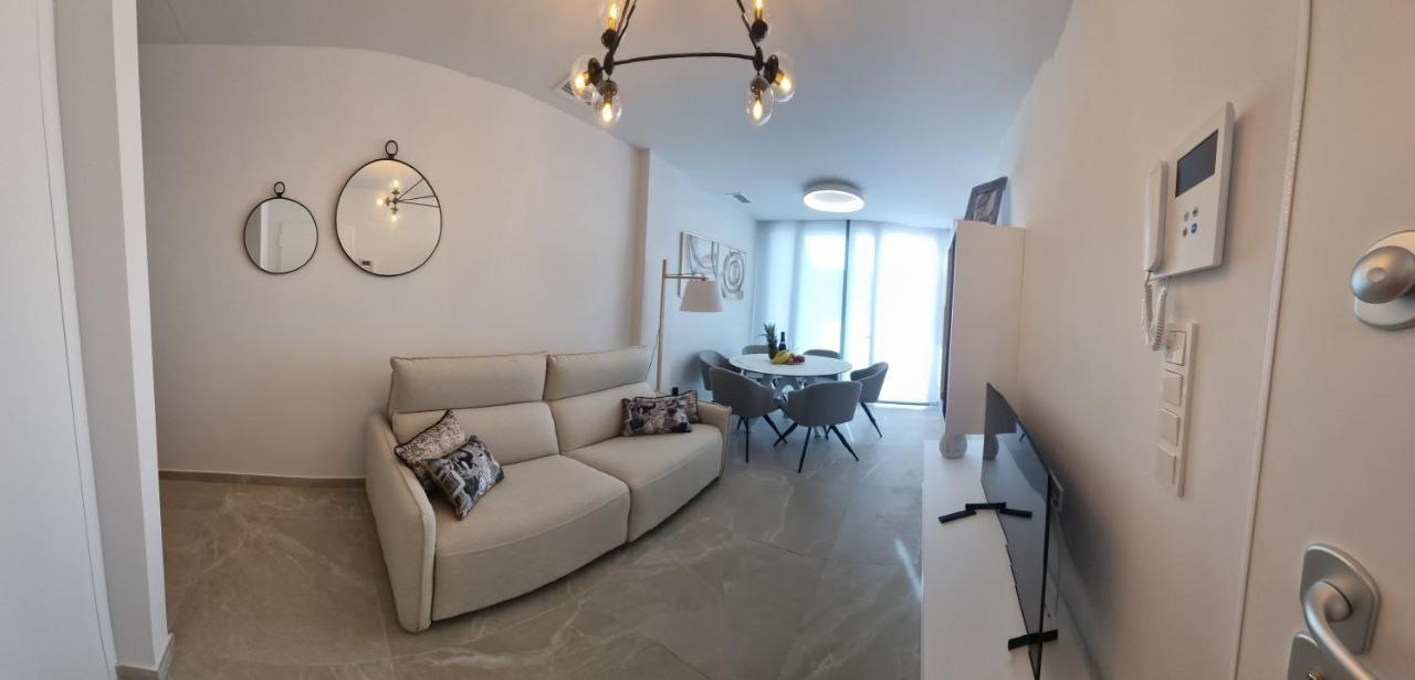 Modern And Cosy Apartment Close To The Beach Torrevieja Esterno foto