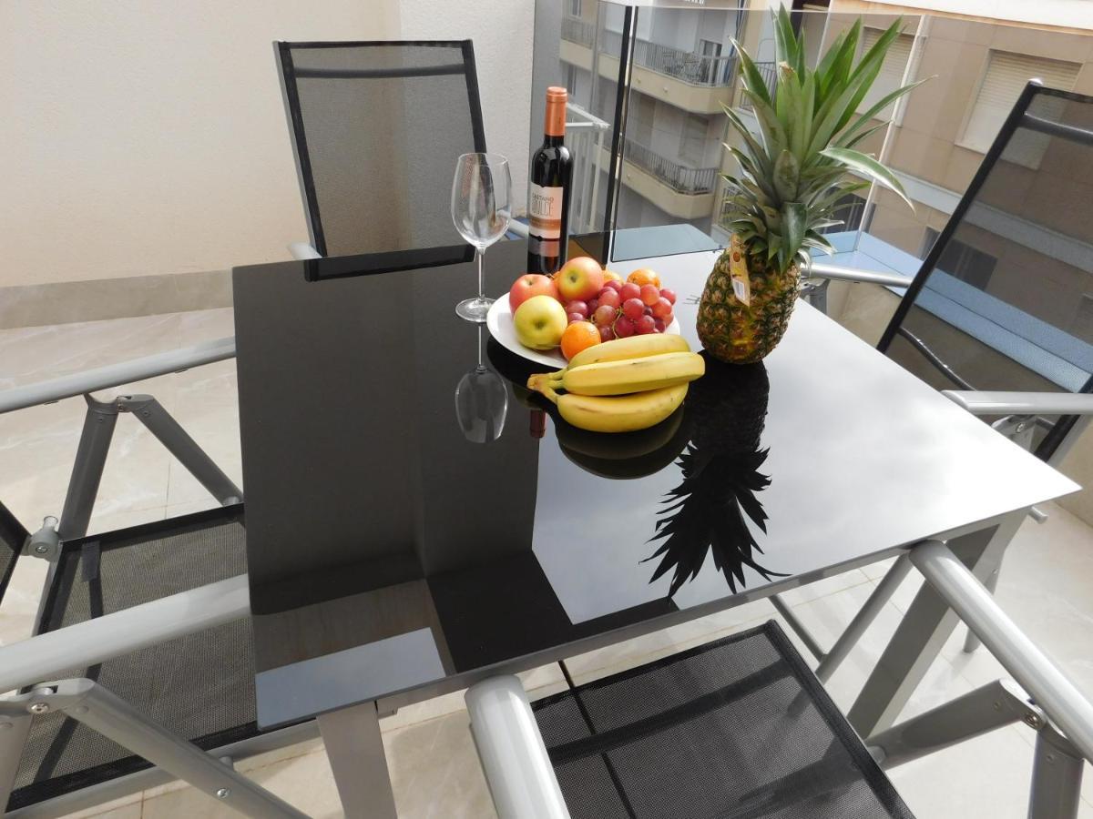 Modern And Cosy Apartment Close To The Beach Torrevieja Esterno foto