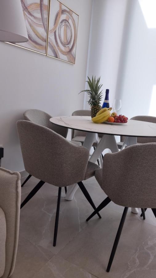 Modern And Cosy Apartment Close To The Beach Torrevieja Esterno foto