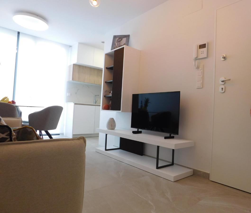 Modern And Cosy Apartment Close To The Beach Torrevieja Esterno foto