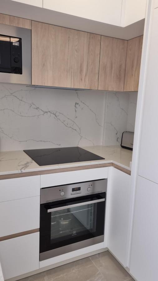 Modern And Cosy Apartment Close To The Beach Torrevieja Esterno foto