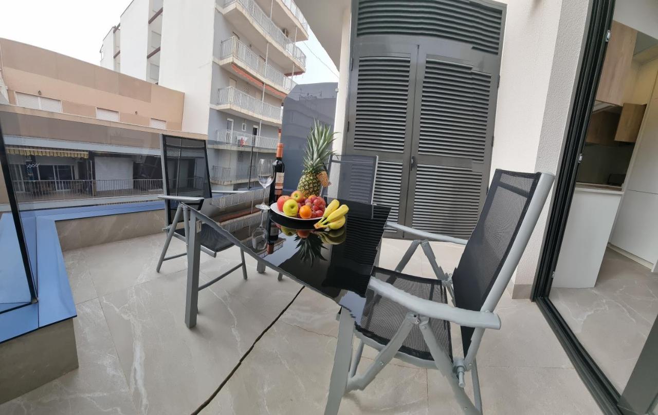 Modern And Cosy Apartment Close To The Beach Torrevieja Esterno foto